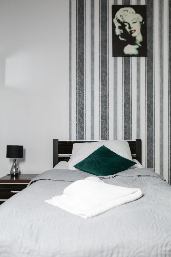 Hotel Zlotogorski Koscielec Bagian luar foto