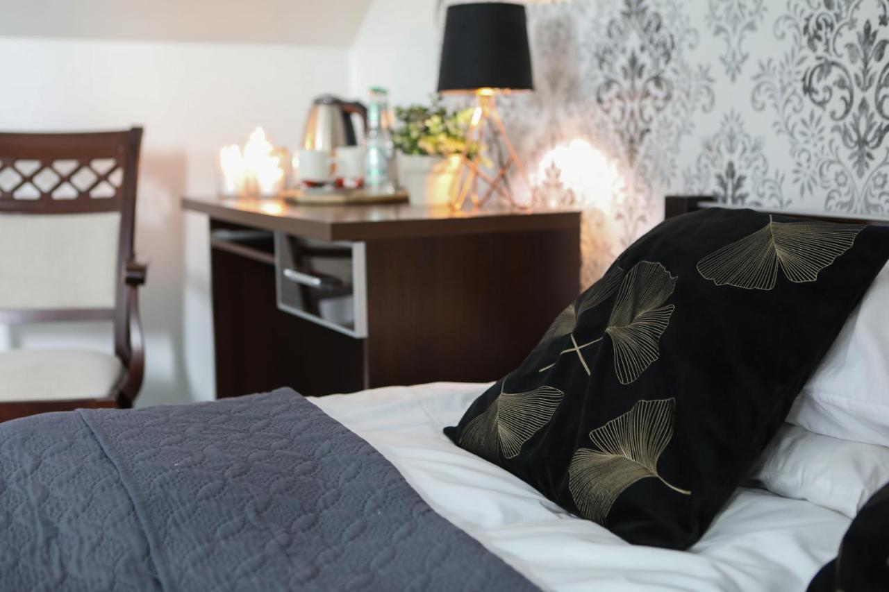 Hotel Zlotogorski Koscielec Bagian luar foto